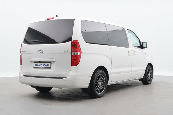 Hyundai H 1 2,5 CRDi 125kW Automat Tour Starex
