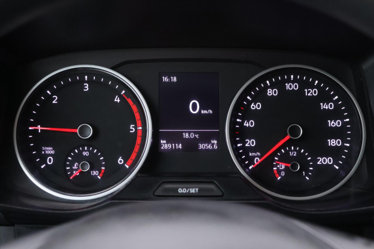 Volkswagen Crafter 2,0 TDI 103kW CZ L2H1 LED DPH