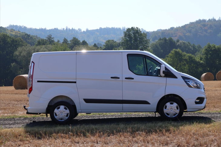 Ford Transit Custom 2,0 EcoBlue klima 1.Maj. DPH