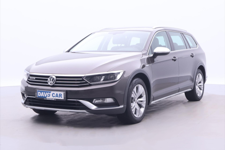 Volkswagen Passat 2,0 TDI 140kW DSG LED Alltrack