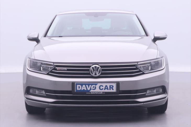 Volkswagen Passat 2,0 110kW Highline 4Motion CZ