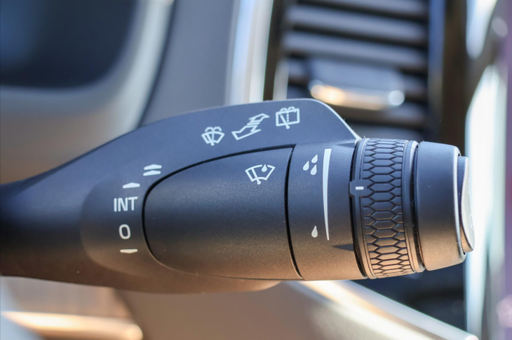 Volvo XC90 2,0 B5 AWD Ultimate Dark 7-Míst