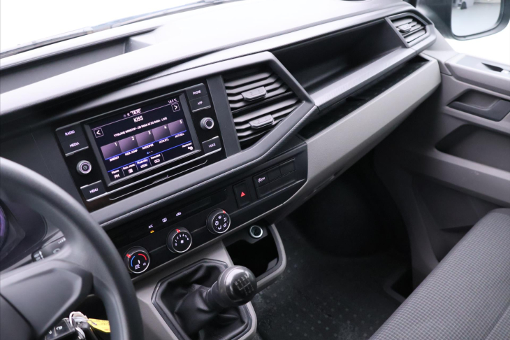 Volkswagen Transporter 2,0 TDI 110kW 6-Míst Long DPH