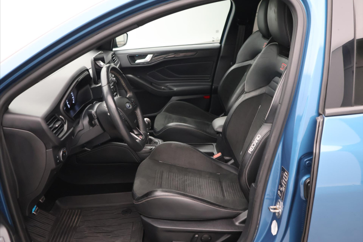 Ford Focus 2,3 ST 206kW Panorama