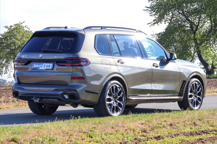 BMW X7 3,0 40d 250kW Xdrive M-Paket DPH