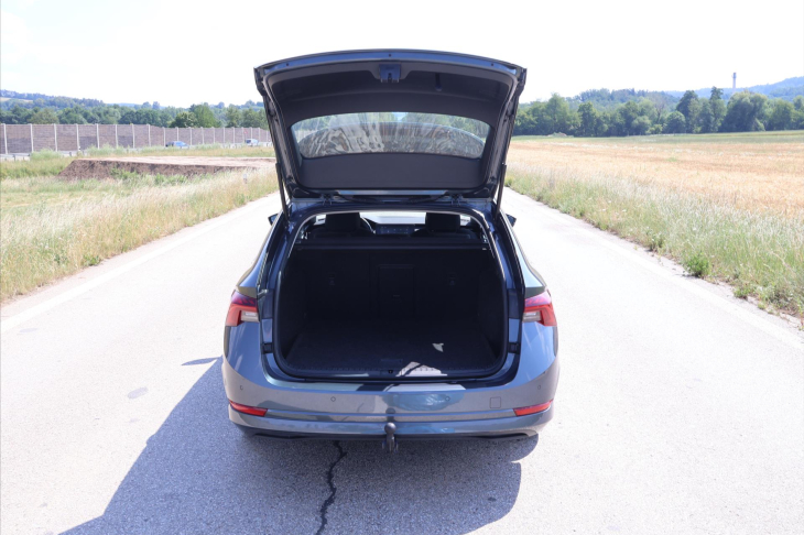 Škoda Octavia 2,0 TDI DSG Matrix Virtual DPH