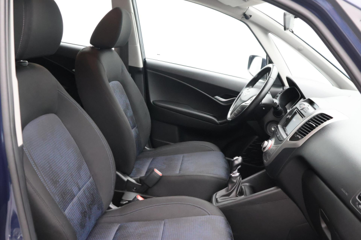 Hyundai ix20 1,6 CVVT 91kW CZ Trikolor Navi