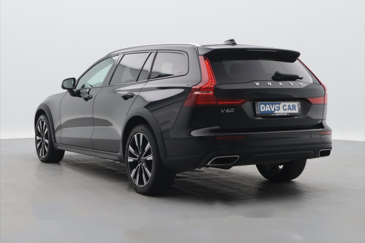 Volvo V60 2,0 B4 AWD Cross Country DPH