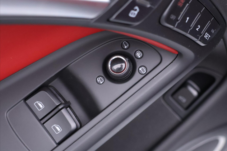 Audi S5 4,2 FSI quattro 260kW Kůže