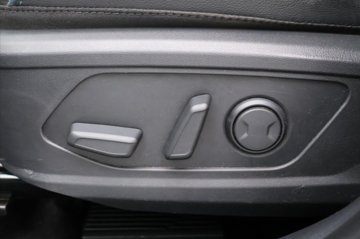 Hyundai Tucson 1,6 T-GDI 132kW 4x4 CZ Premium