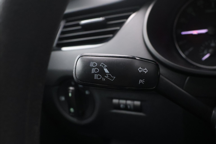 Škoda Octavia 1,6 TDI 77kW CZ Klima 2.Maj