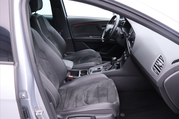 Seat Leon 2,0 TSI Cupra 221kW 4Drive DSG