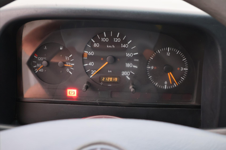 Mercedes-Benz Sprinter 2,9 312 TD 90kW Tažné