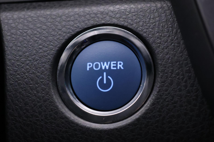 Toyota Camry 2,5 HB Executive CVT CZ DPH