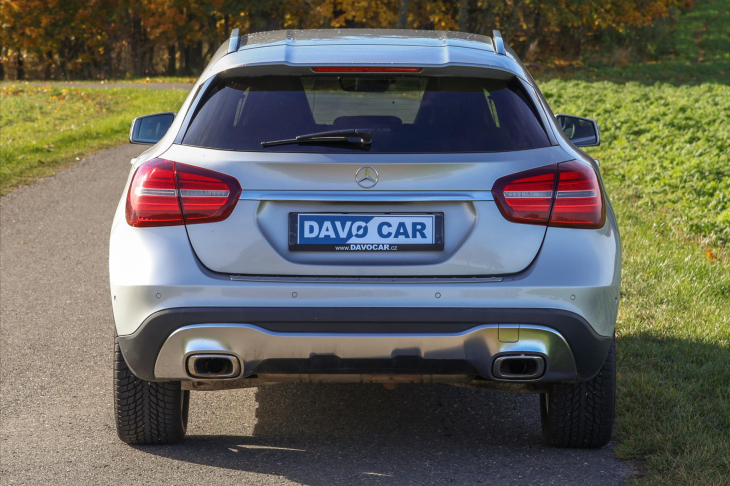 Mercedes-Benz GLA 2,1 220d 4Matic Aut. CZ LED