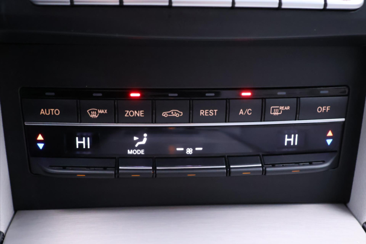 Mercedes-Benz Třídy E 3,5 E 400 Serv.kniha LED