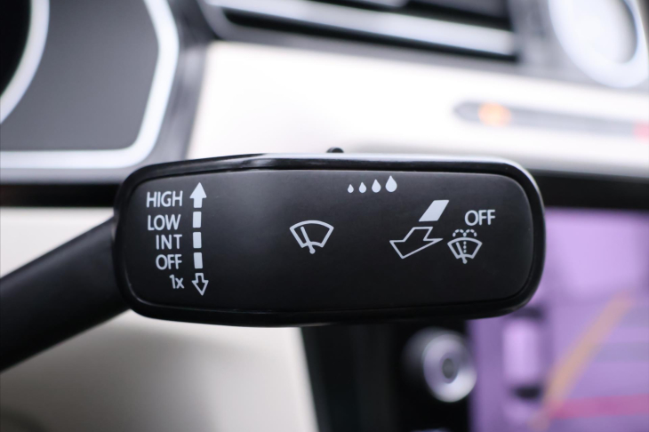 Volkswagen Passat 2,0 TDI 110kW Highline DPH