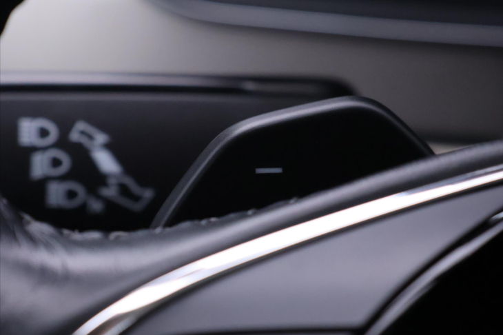 Škoda Superb 2,0 TDI  110 kW DSG DPH CZ