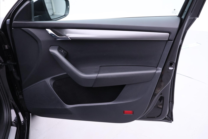 Škoda Octavia 2,0 TDI 110KW DSG Soleil