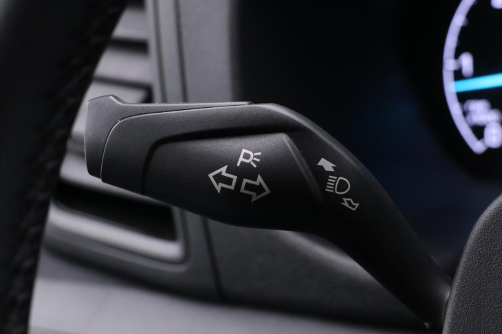 Ford Transit Custom 2,0 TDCi L2 Automat 9-Míst DPH