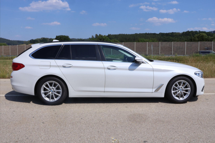 BMW Řada 5 2,0 525d 170kW Aut. Navi LED