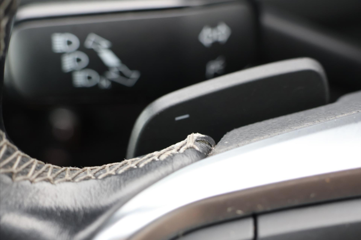 Volkswagen Tiguan 2,0 TDI DSG 4x4 CZ DPH R-Line