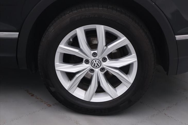 Volkswagen Tiguan 2.0 TDI 110kW 4MOT Highline DPH