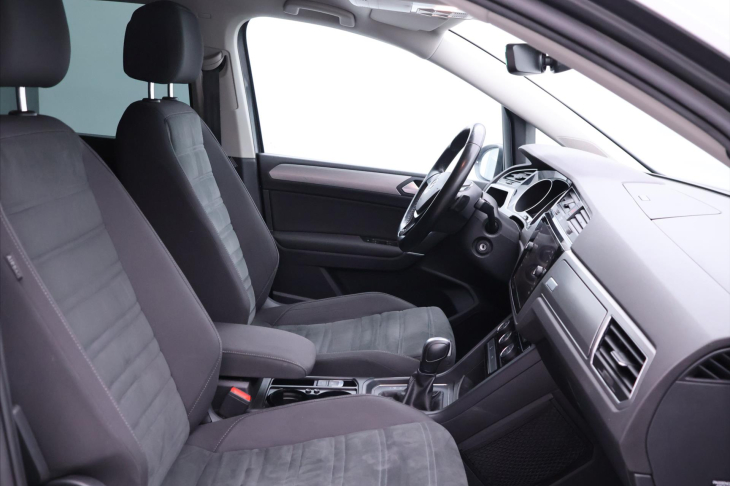 Volkswagen Touran 2,0 TDI 110kW DSG LED