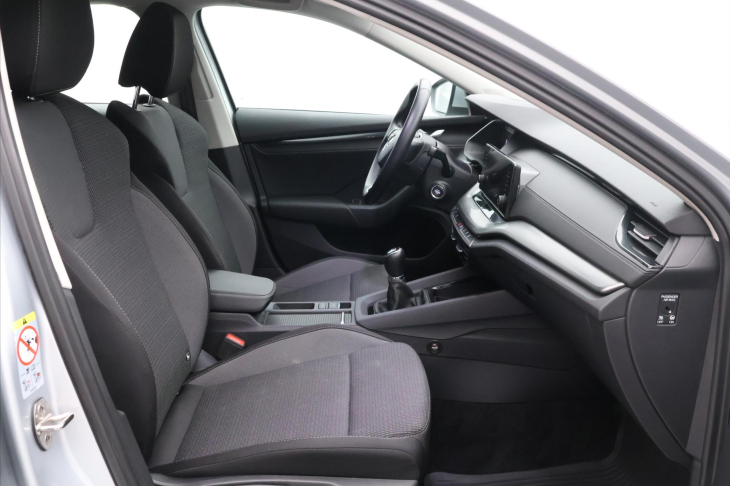 Škoda Octavia 2,0 TDI 85kW Ambition CZ DPH
