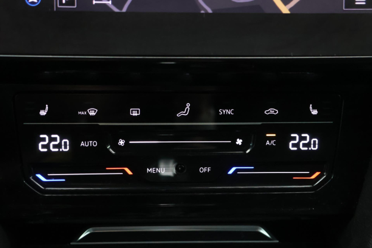 Volkswagen Arteon 2,0 TSI 200kW 4MOT R-Line DSG CZ DPH