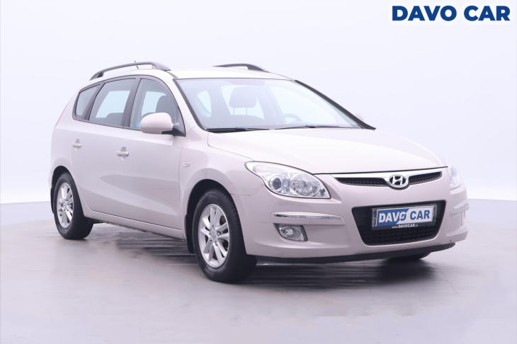 Hyundai i30 1,6 i 92kW CZ Klima STK 10/27